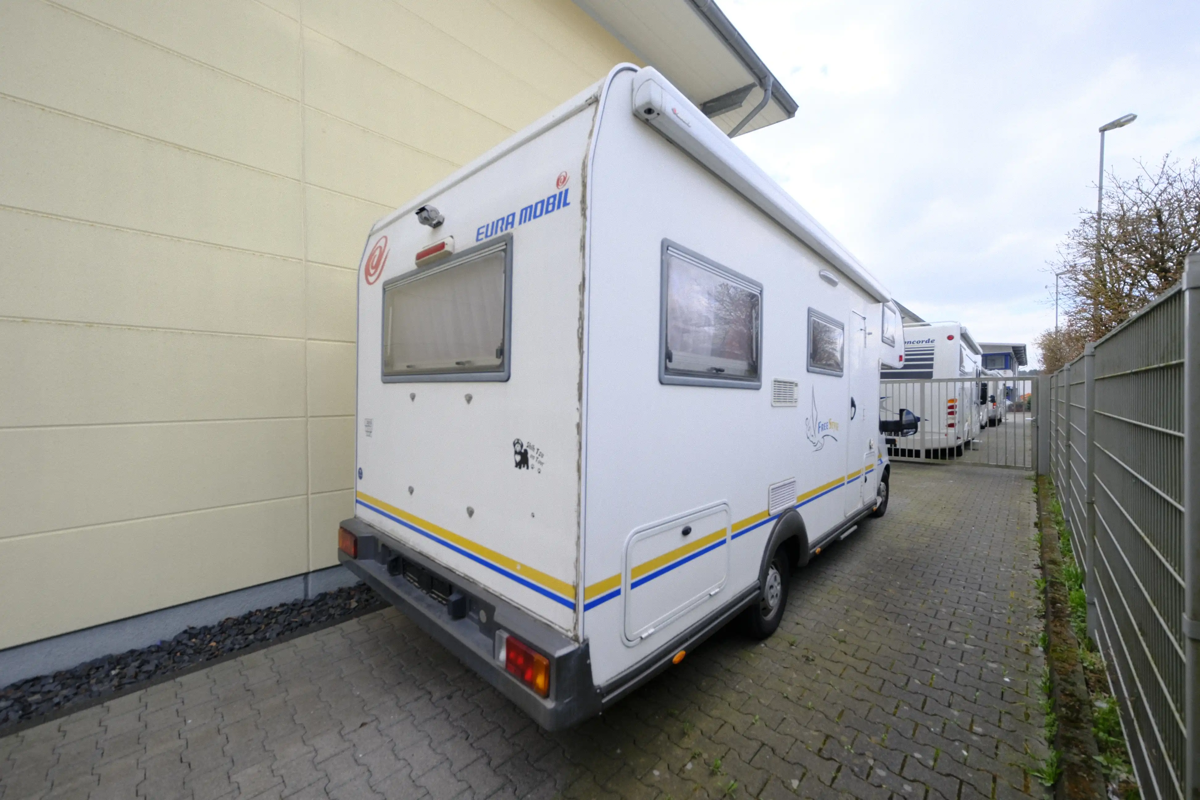 EURAMOBIL A 665 HS